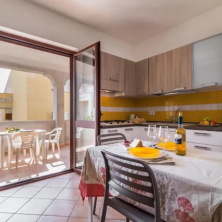 Affittasardegna-casa Papavero E Trifoglio Apartment *