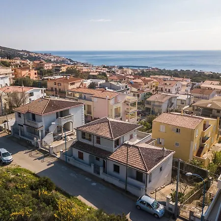 Apartment Affittasardegna-casa Papavero E Trifoglio